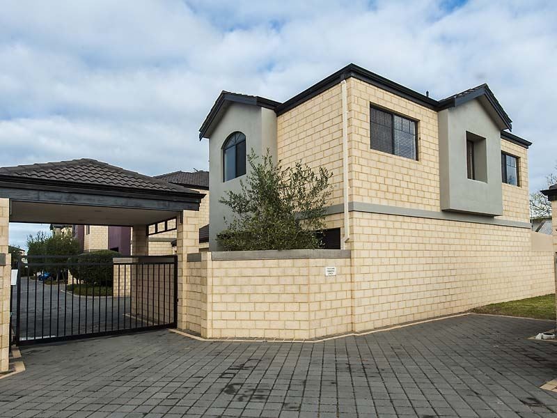 8/5-7 Harrison Street, Rockingham WA 6168