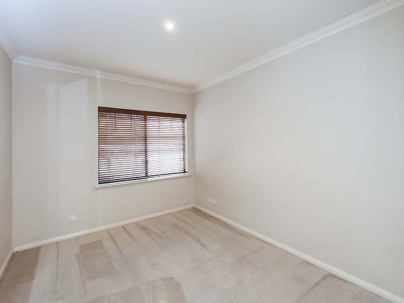 8/5-7 Harrison Street, Rockingham WA 6168