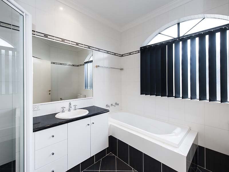 8/5-7 Harrison Street, Rockingham WA 6168