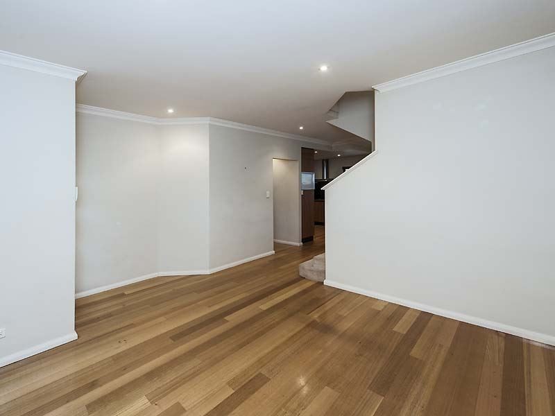 8/5-7 Harrison Street, Rockingham WA 6168