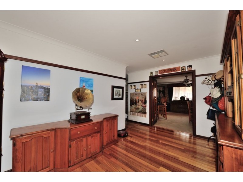 3 Monaco Close, Warnbro WA 6169