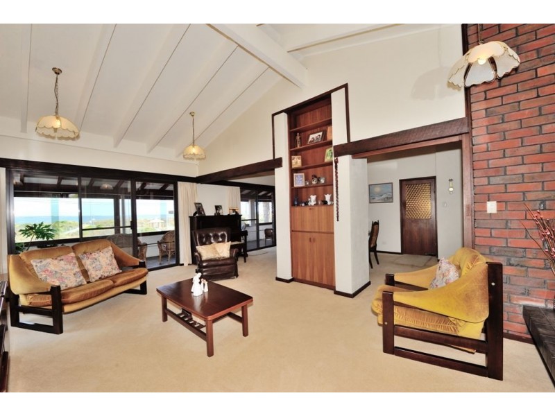 89 Rockingham Beach Road, Rockingham WA 6168