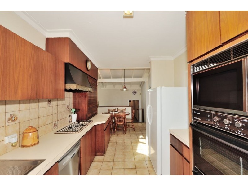 89 Rockingham Beach Road, Rockingham WA 6168