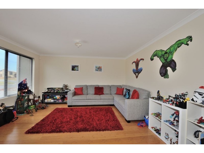 67A Gloucester Crescent, Shoalwater WA 6169