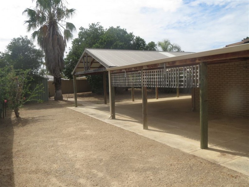 5 Monkton Way, Warnbro WA 6169