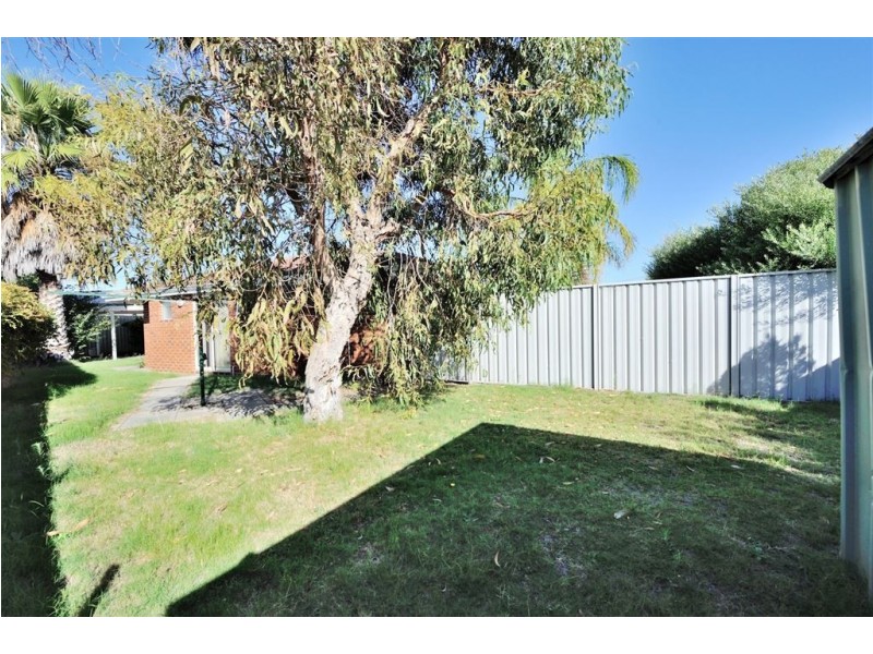 24B Legend Place, Cooloongup WA 6168