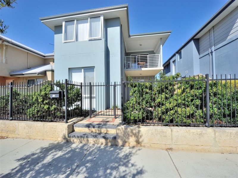 42 Waterfront Parkway, Shoalwater WA 6169