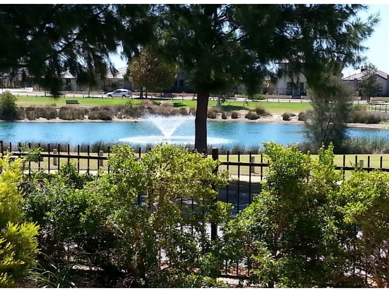 42 Waterfront Parkway, Shoalwater WA 6169