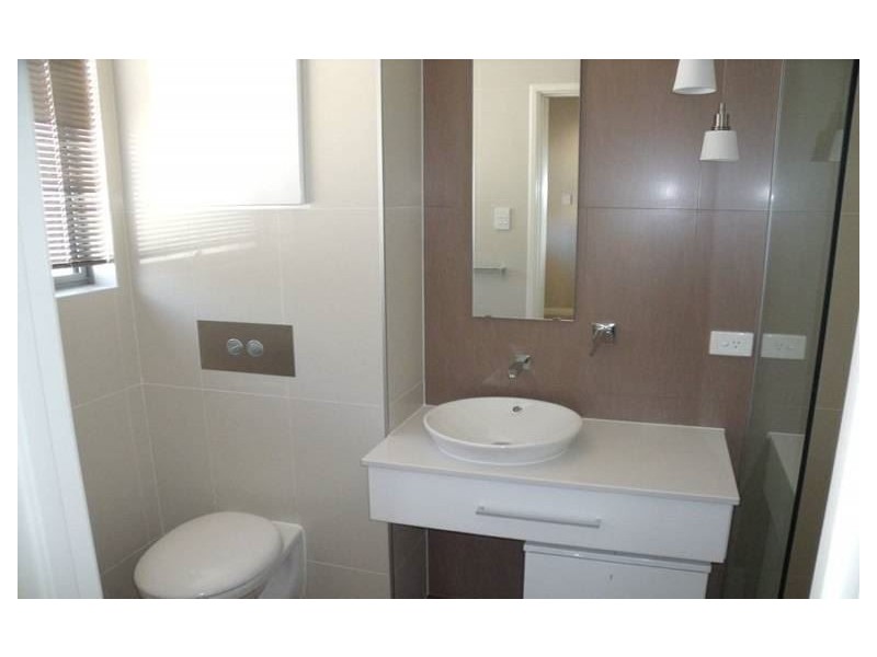 2/22 Roscoe Turn, Rockingham WA 6168