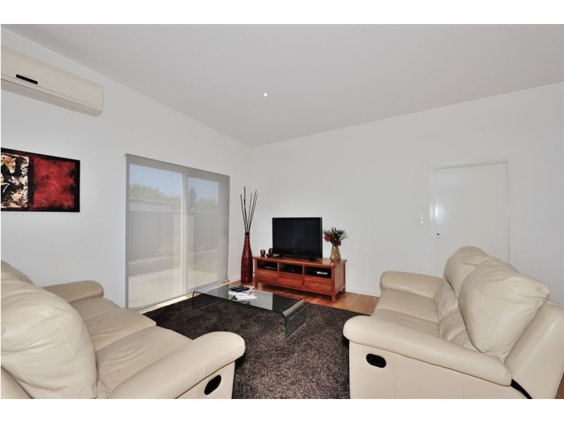 5B Sloan Street, Rockingham WA 6168