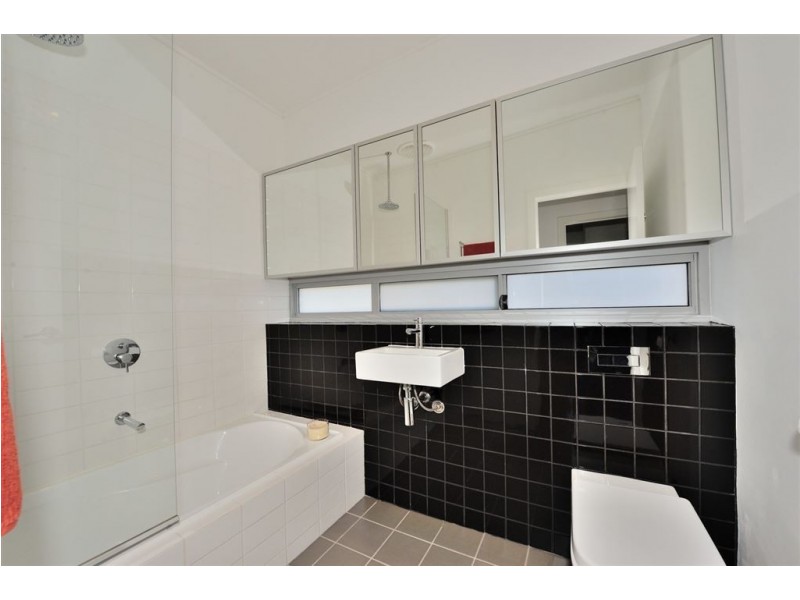 5B Sloan Street, Rockingham WA 6168