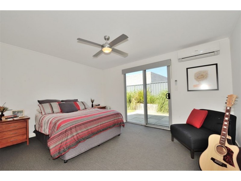 5B Sloan Street, Rockingham WA 6168