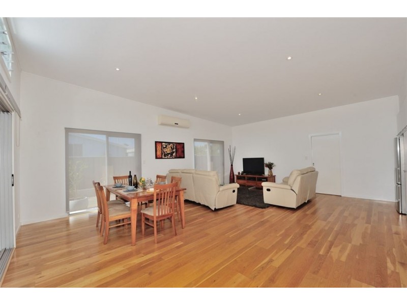 5B Sloan Street, Rockingham WA 6168