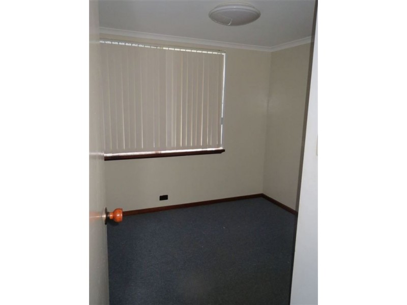 B/17 Bayview Street, Rockingham WA 6168