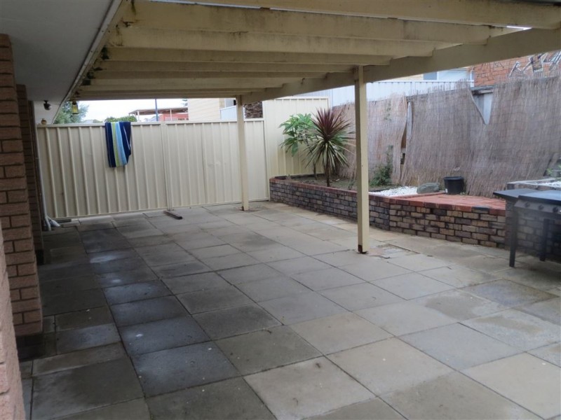 B/17 Bayview Street, Rockingham WA 6168