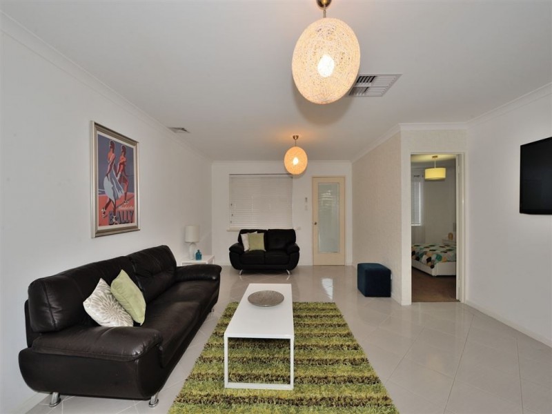 8/101 Simpson Avenue, Rockingham WA 6168