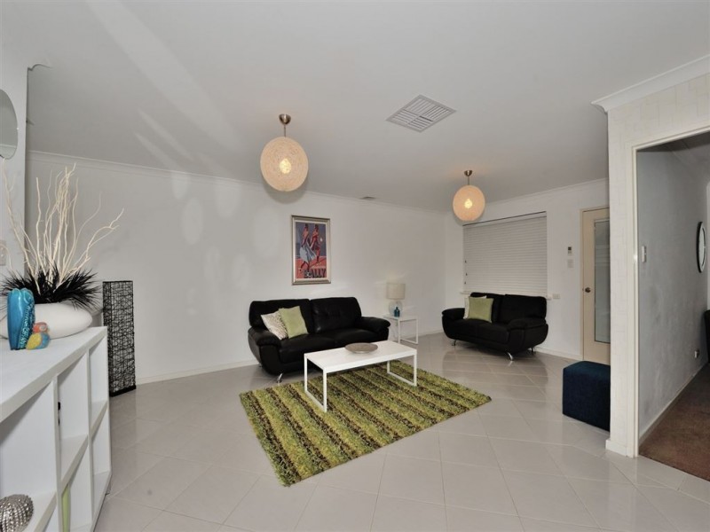 8/101 Simpson Avenue, Rockingham WA 6168