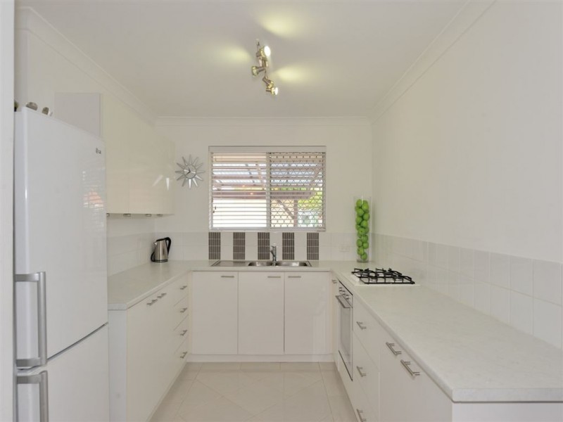 8/101 Simpson Avenue, Rockingham WA 6168