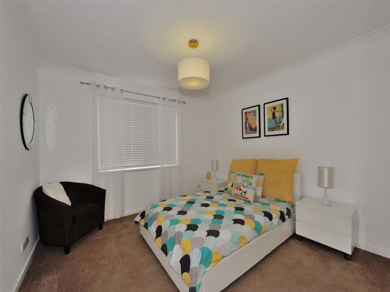8/101 Simpson Avenue, Rockingham WA 6168