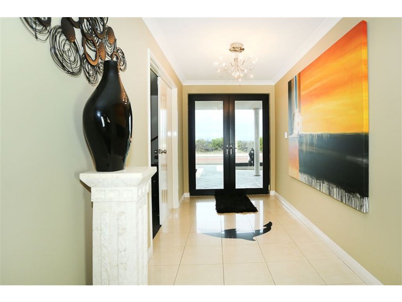 124 Foreshore Drive, Singleton WA 6175