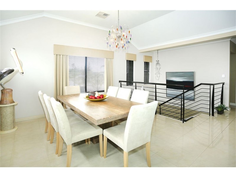 124 Foreshore Drive, Singleton WA 6175