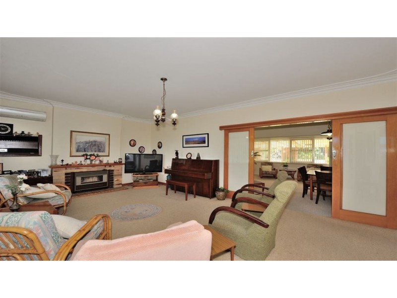 7 Vaux Street, Rockingham WA 6168