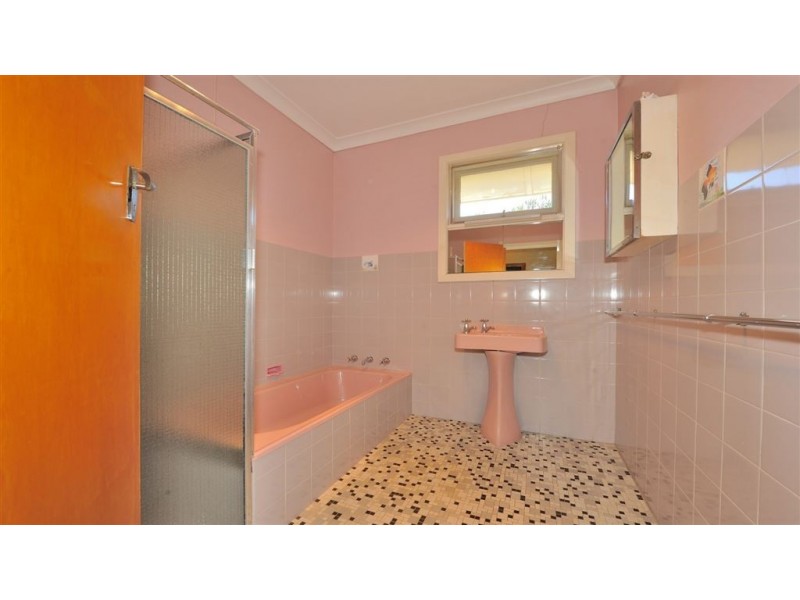 7 Vaux Street, Rockingham WA 6168