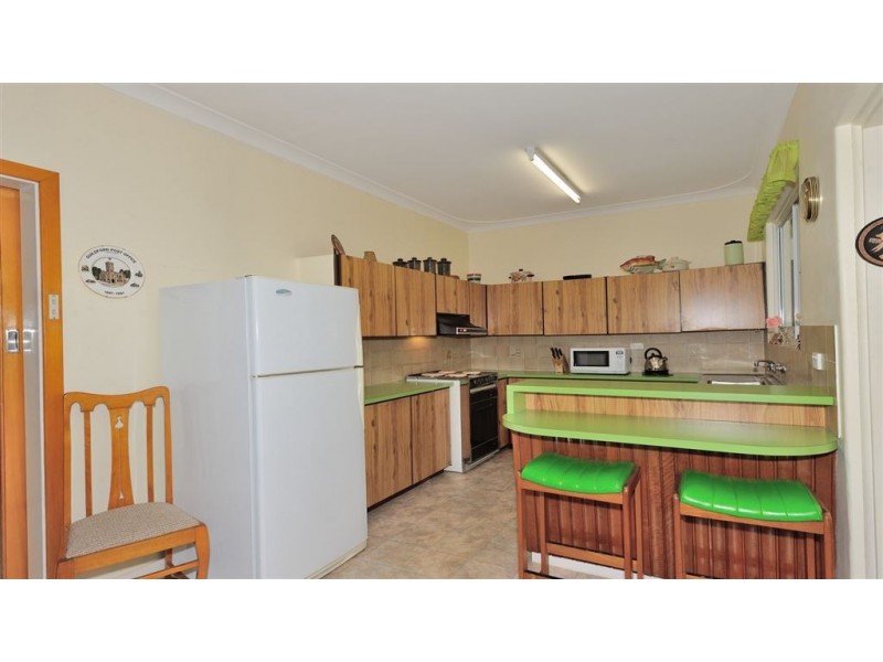 7 Vaux Street, Rockingham WA 6168