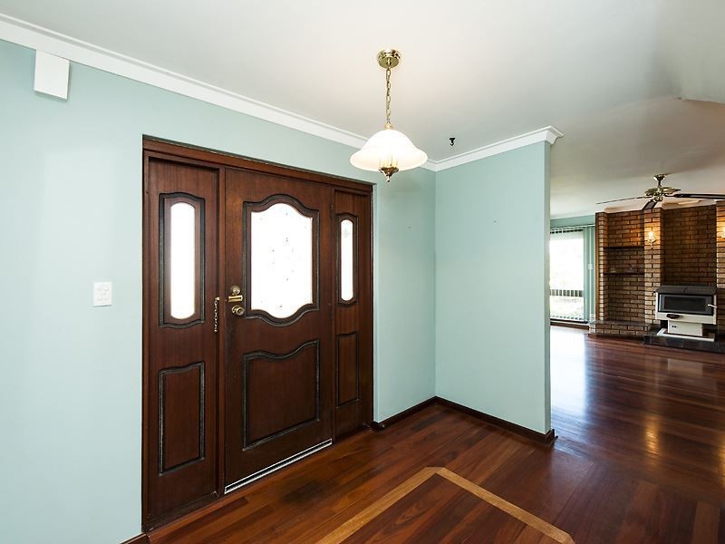 6 Penguin Road, Shoalwater WA 6169