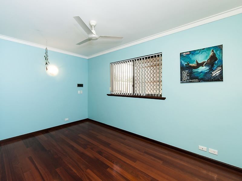 6 Penguin Road, Shoalwater WA 6169