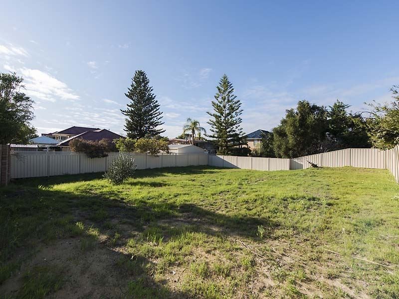 44A Arcadia Drive, Shoalwater WA 6169