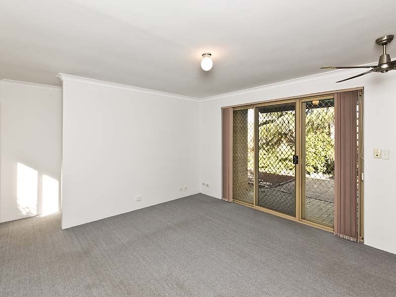 10/25 Ashford Avenue, Rockingham WA 6168