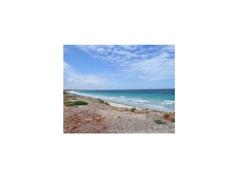 4 Warnbro Beach Road, Safety Bay WA 6169