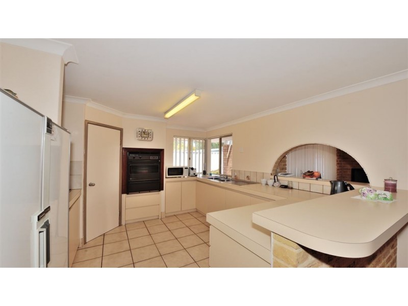 48B Regan Street, Rockingham WA 6168