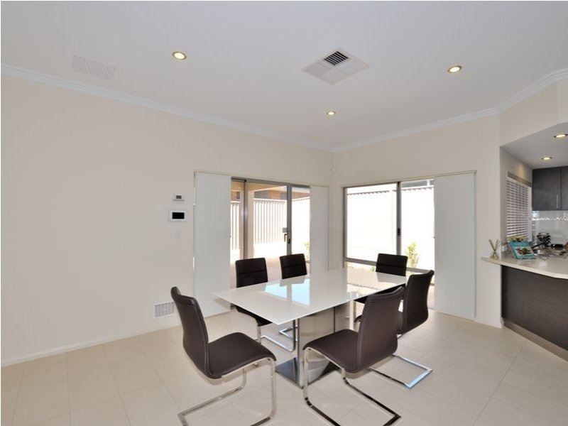 1/45 Harrison Street, Rockingham WA 6168