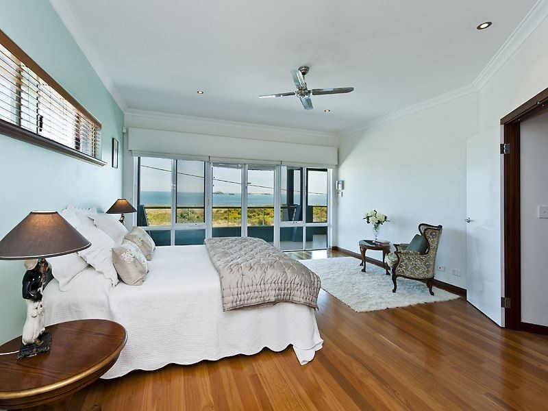 126 Arcadia Drive, Shoalwater WA 6169