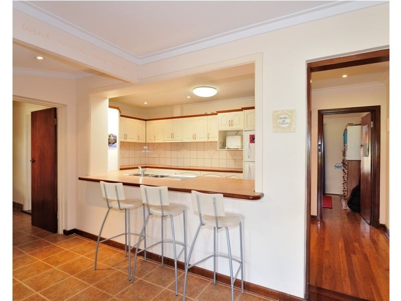 144 Safety Bay Road, Shoalwater WA 6169