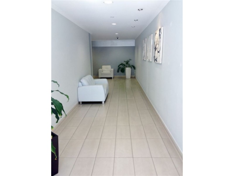 18/21 rockingham beach road, Rockingham WA 6168