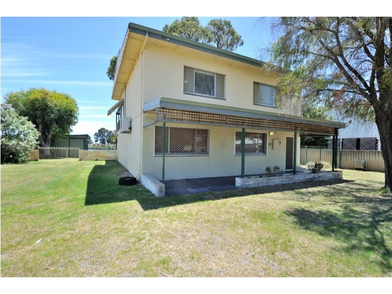 12 Fletcher Street, Rockingham WA 6168