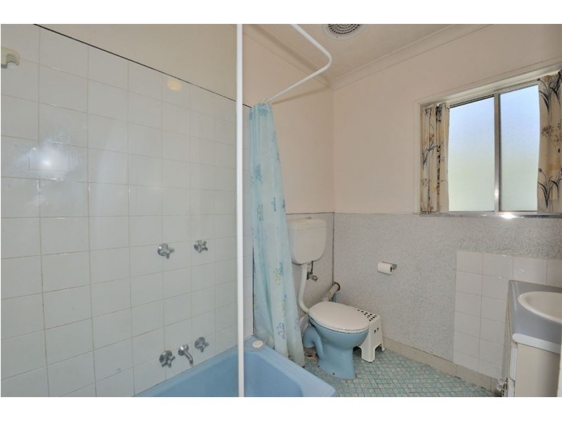 12 Fletcher Street, Rockingham WA 6168