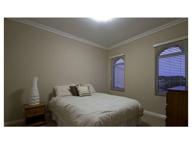 64 Lookout Vista, Singleton WA 6175