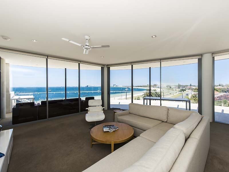 15/91 Esplanade, Rockingham WA 6168