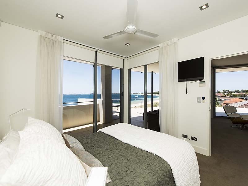 15/91 Esplanade, Rockingham WA 6168