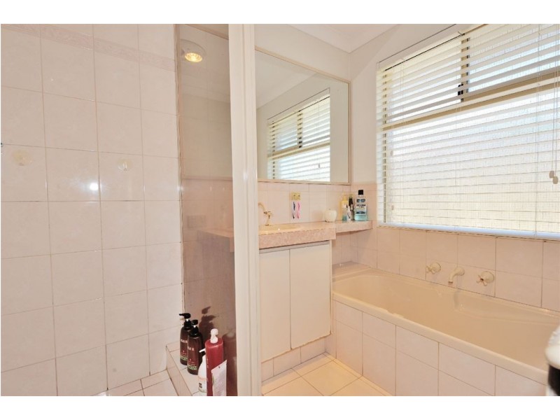 25 Springfield Court, Warnbro WA 6169