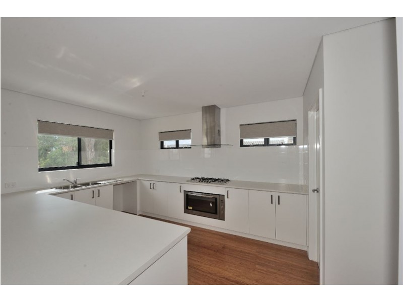 98a Harrison Street, Rockingham WA 6168