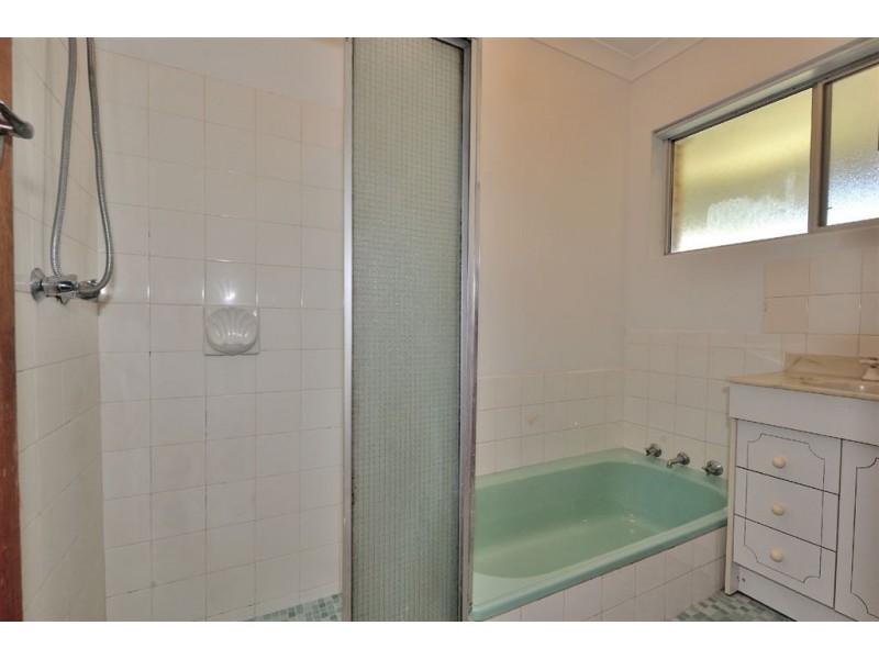 10 Waller Street, Rockingham WA 6168