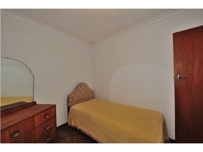 10 Waller Street, Rockingham WA 6168