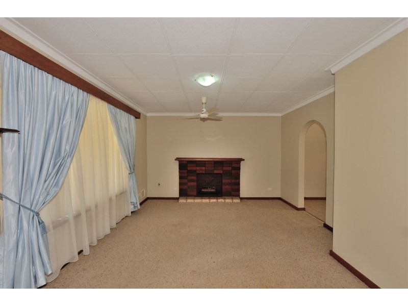 3 Bayshore Place, Safety Bay WA 6169