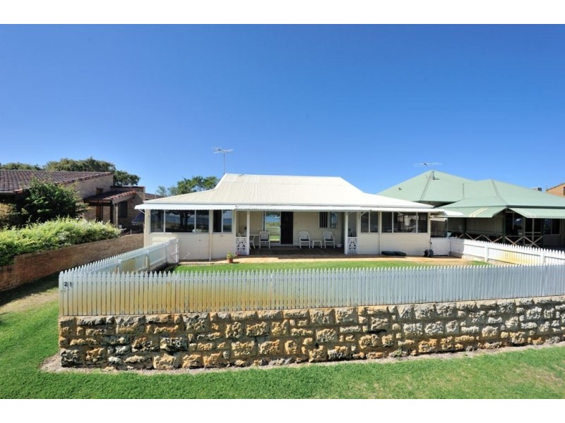 21 Esplanade, Rockingham WA 6168