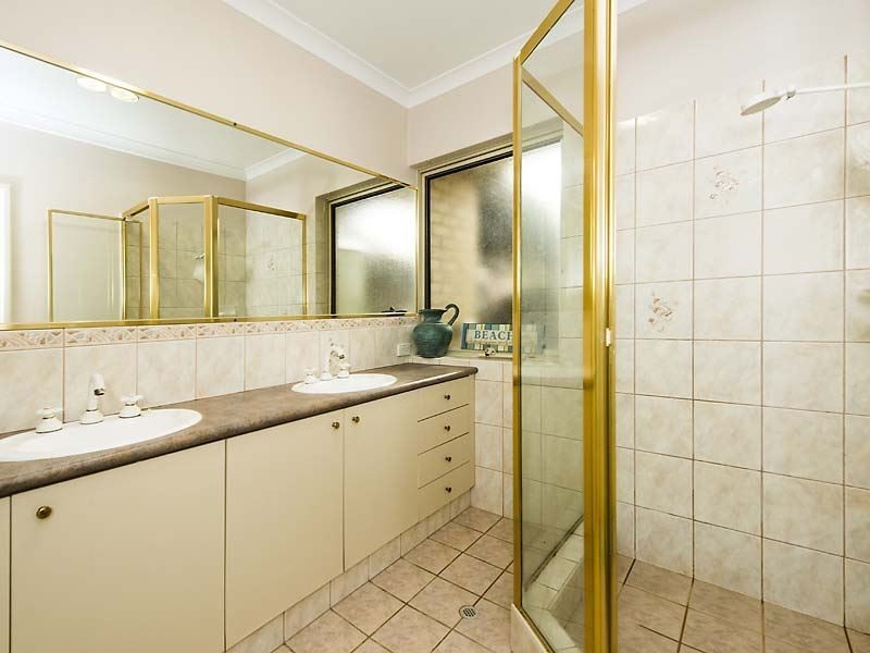 6 Westray Court, Warnbro WA 6169